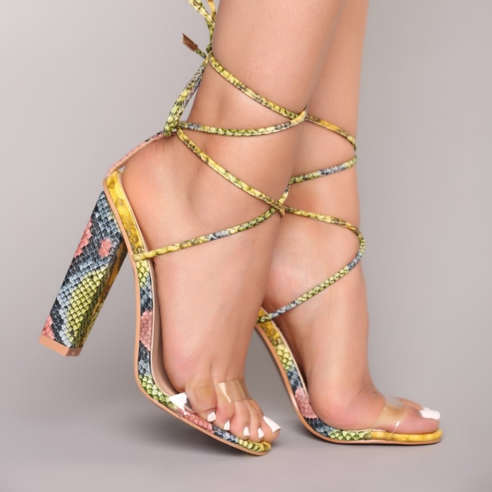 Snake skin Fashion nova heels